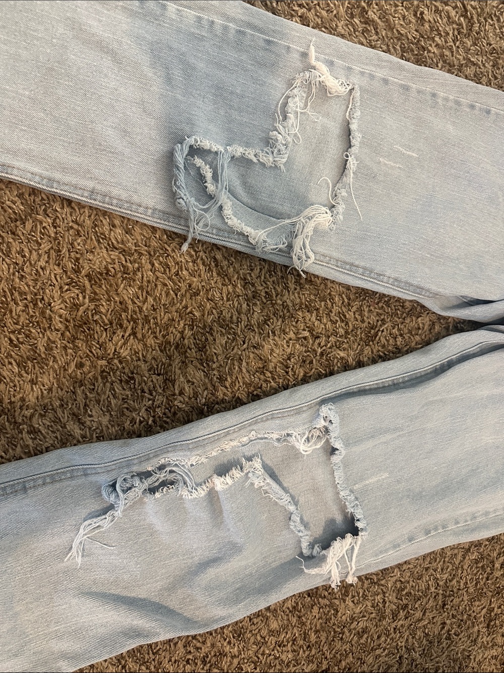And now this Light Wash Ripped Straight-Leg W Jeans p - Picture 3 of 8